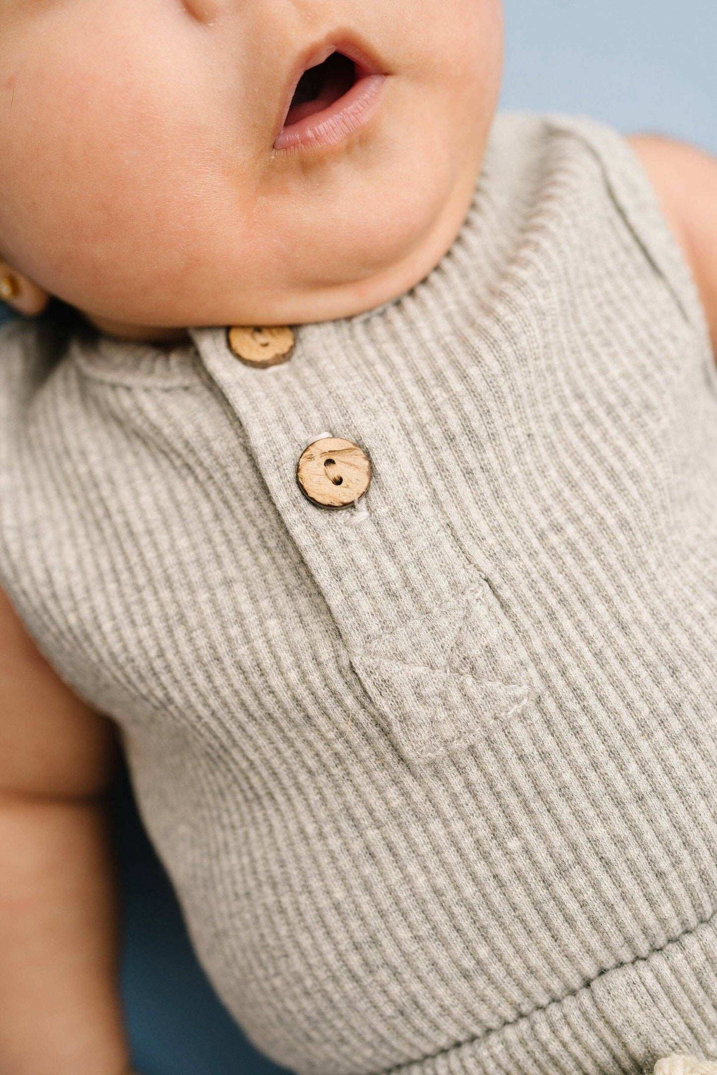 Pebble Ribbed Tank Set detail