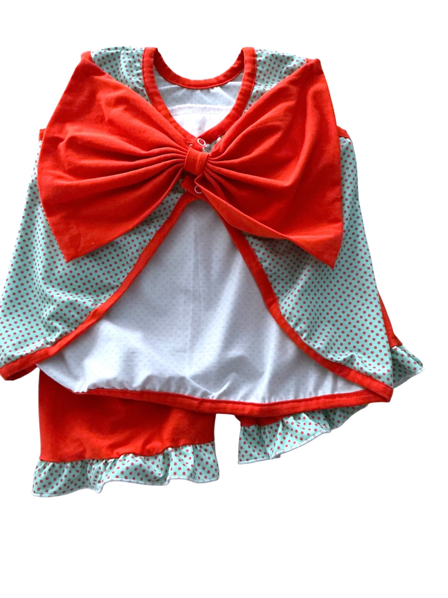 Handsmocked Island friends Short Set